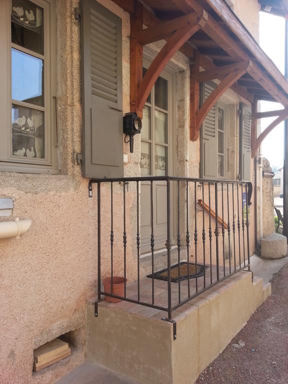 Relais St Jacques - Roanne Bed & Breakfast Saint-Haon-le-Chatel Exterior photo